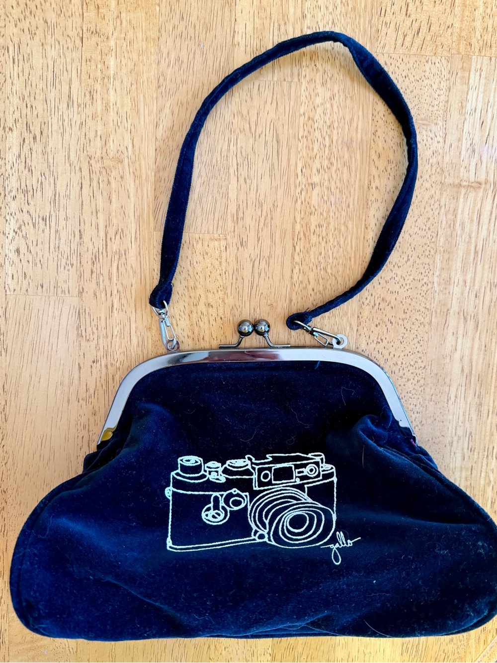Effie's Heart Vintage Camera Velvet Kiss Lock Frame Bag Clutch Pink Lining Rare